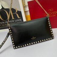 Valentino Garavani Large Rockstud Wristlet Clutch with Chain In Calfskin Black/Gold