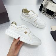 Valentino Garavani One Stud Low-Top Sneakers Unisex Calfskin White/Gold