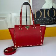 Valentino Garavani Small Rockstud Tote In Grainy Calfskin Red